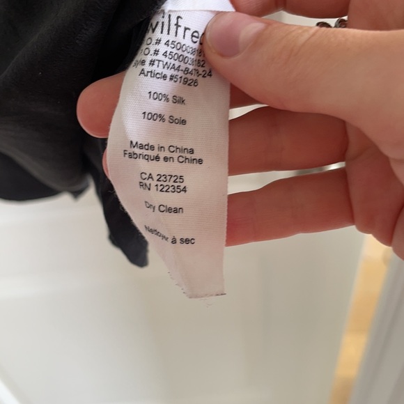 Aritzia Wilfred size small black romper - Picture 4 of 5